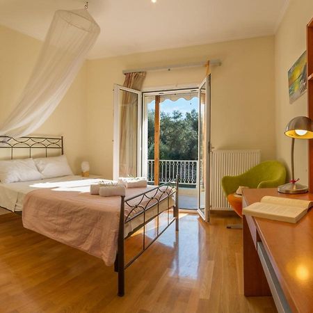 Oli Terra Apartment Lefkada City ภายนอก รูปภาพ