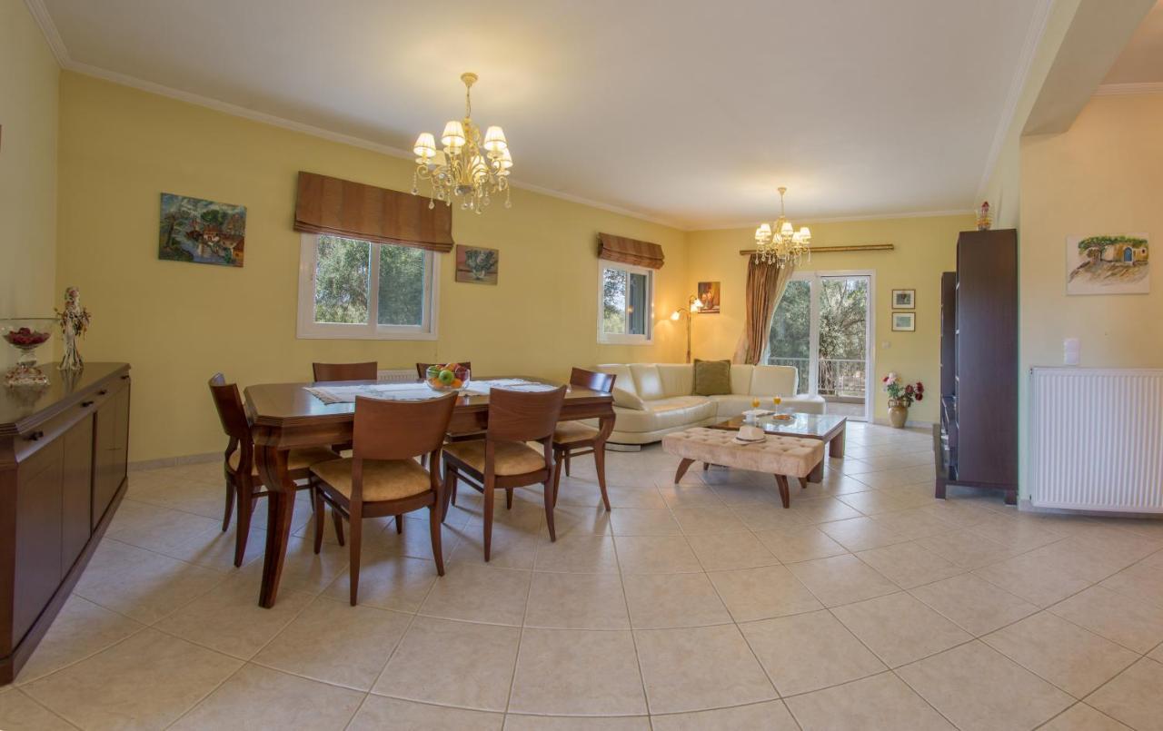 Oli Terra Apartment Lefkada City ภายนอก รูปภาพ