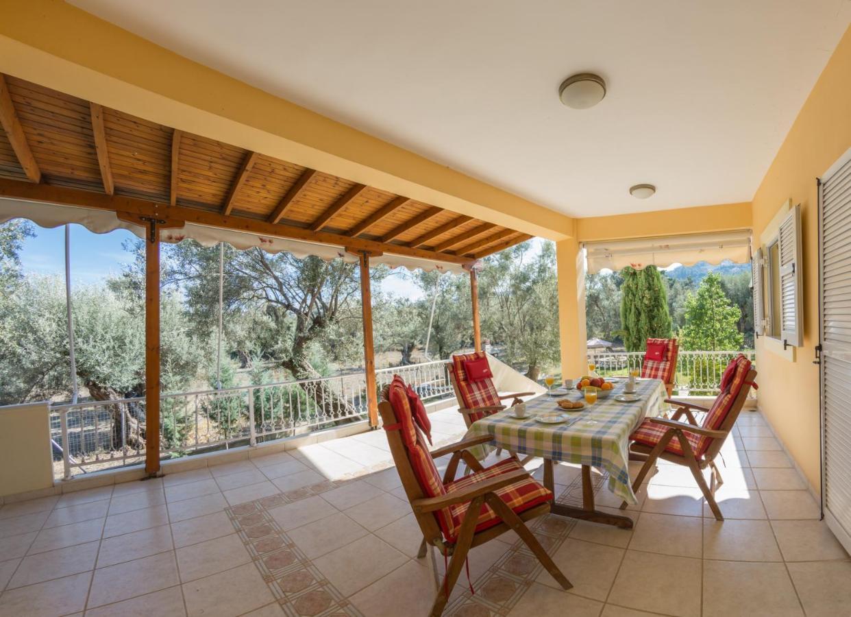 Oli Terra Apartment Lefkada City ภายนอก รูปภาพ