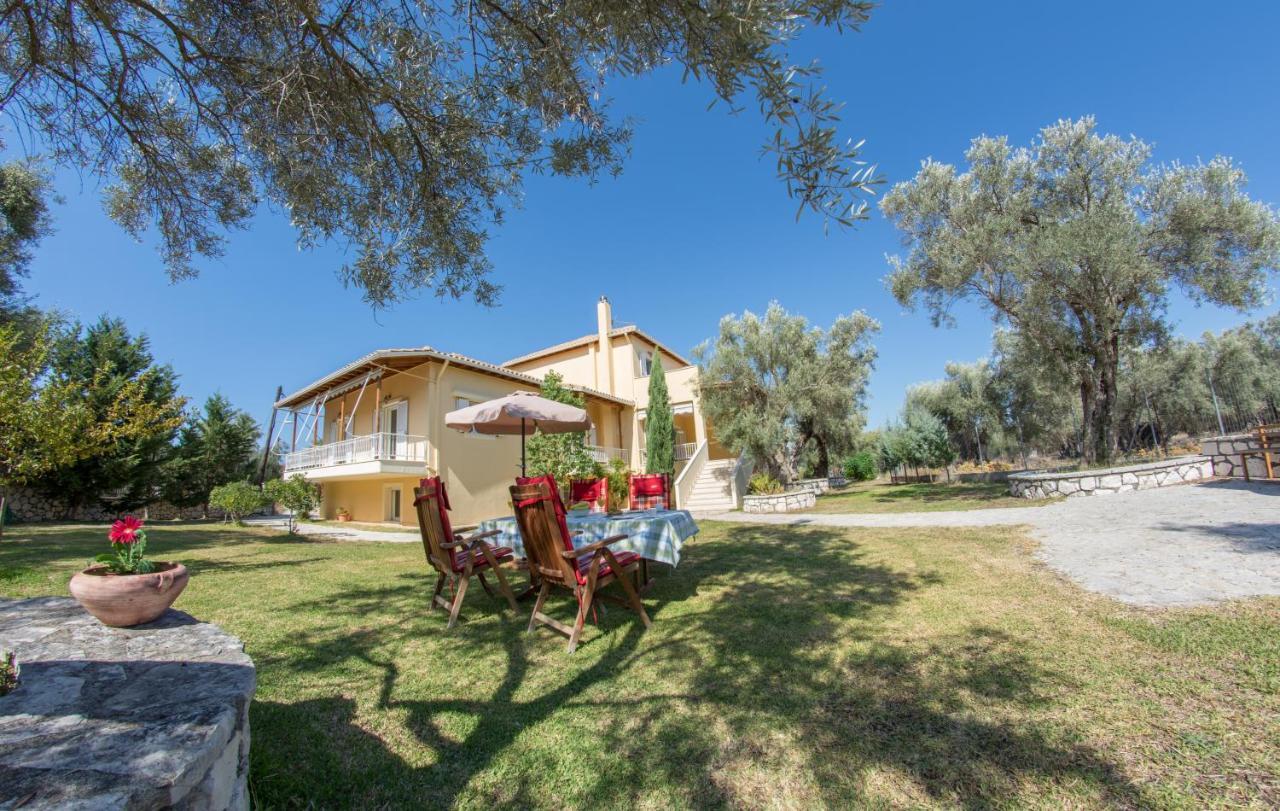 Oli Terra Apartment Lefkada City ภายนอก รูปภาพ