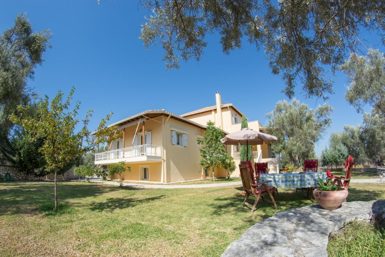 Oli Terra Apartment Lefkada City ภายนอก รูปภาพ