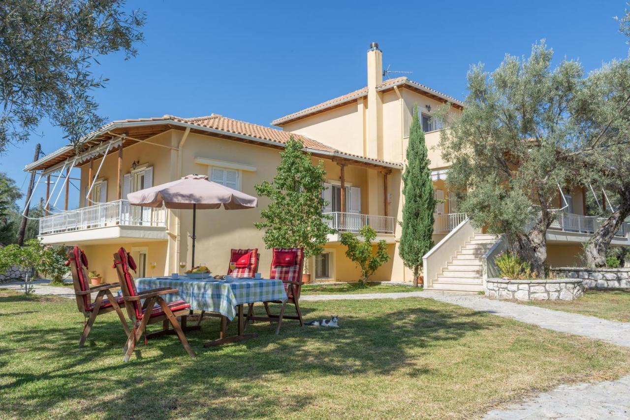 Oli Terra Apartment Lefkada City ภายนอก รูปภาพ