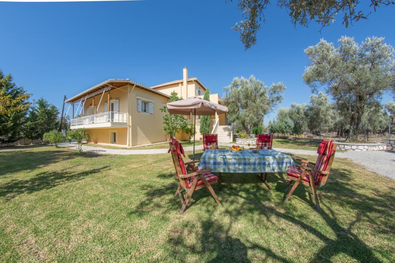 Oli Terra Apartment Lefkada City ภายนอก รูปภาพ