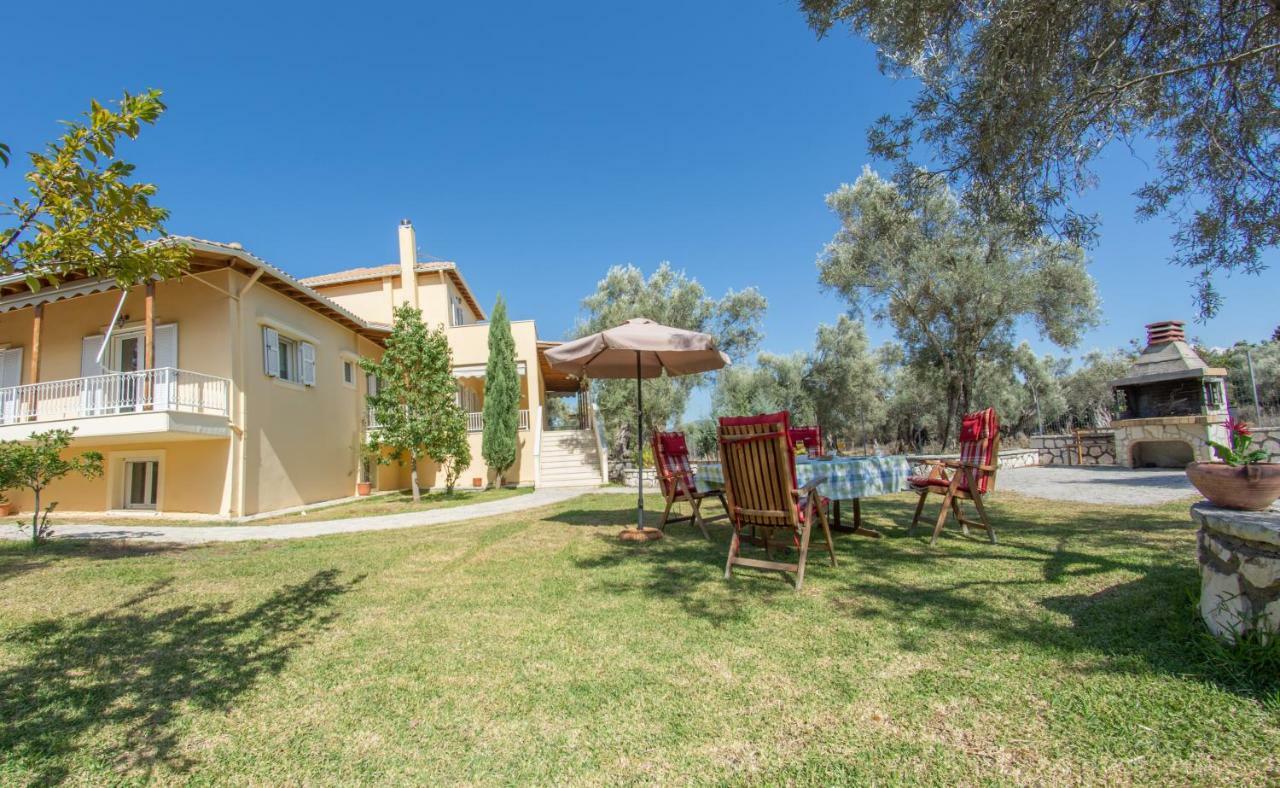 Oli Terra Apartment Lefkada City ภายนอก รูปภาพ